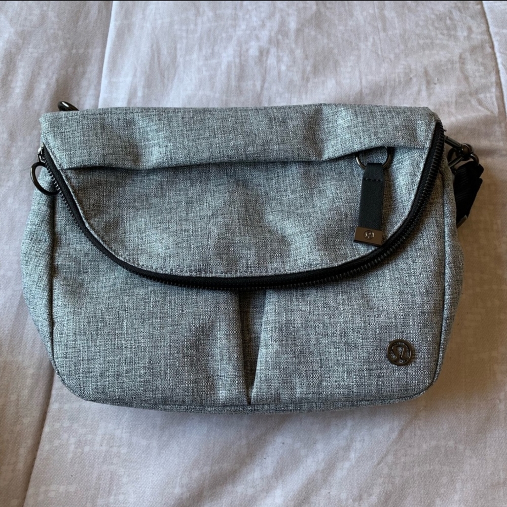 NWOT Lululemon All night festival crossbody